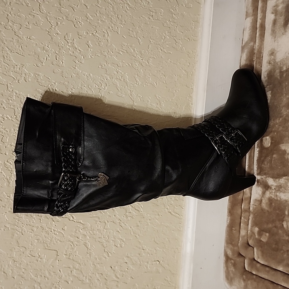 Yoki Boots